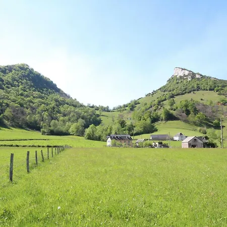 Lanne-en-baretous-station D'issarbe, 4 Pieces, 5 Personnes - Fr-1-384-126 Holiday home *