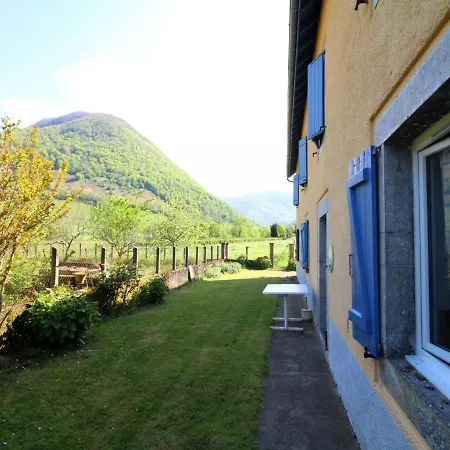 Lanne-en-baretous-station D'issarbe, 4 Pieces, 5 Personnes - Fr-1-384-126 Holiday home